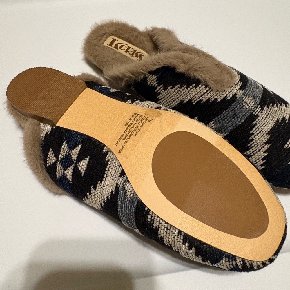 Kork-Ease Black and White Geometric Slippers - Picture 2 of 5